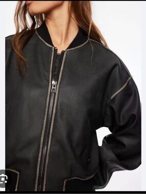 DYNAMITE VIRAL LEATHER BOMBER JACKET SIZE SMALL